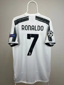 Camisa Retrô Juventus 20/21 Cristiano Ronaldo
