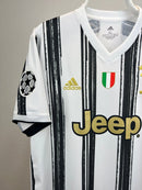 Camisa Retrô Juventus 20/21 Cristiano Ronaldo